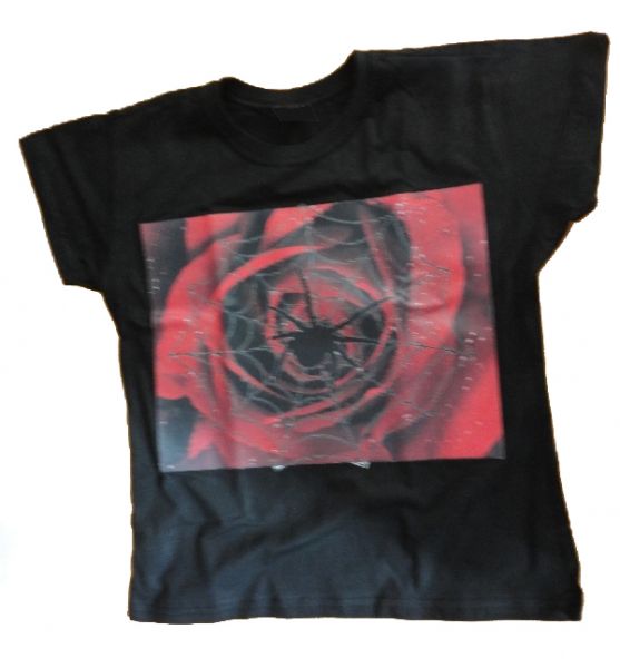 Baby look rosa aranha